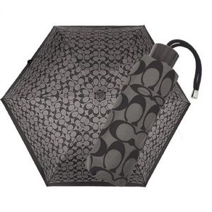 Coach Beautiful Umbrella NWT ❤
